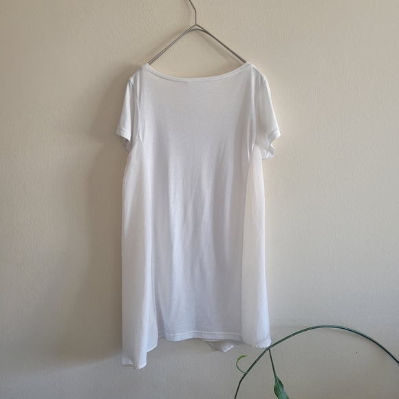 ★SOLD★Flowy White Long T-shirt - Picture 7 of 15